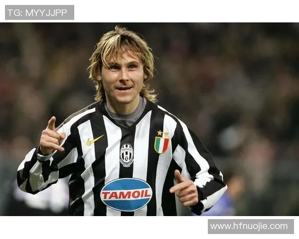 捷克足球明星球员全景介绍及其辉煌成就与职业生涯回顾